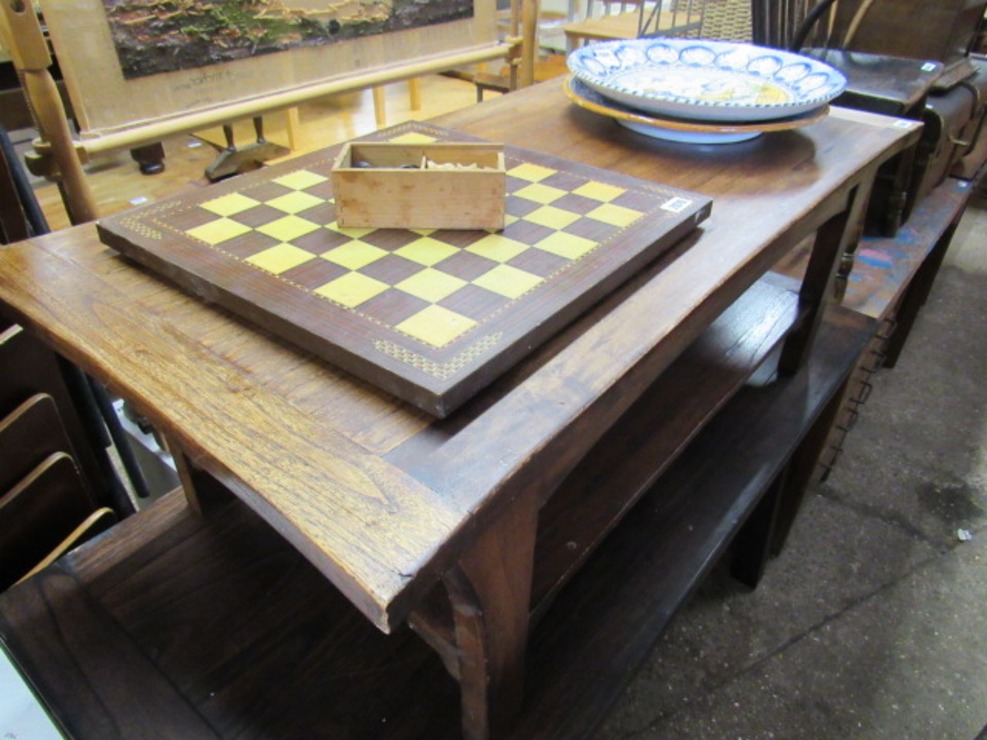 (2043) Dark oak 2 tier coffee table