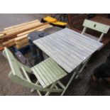 Wooden garden table with 2 folding chairs