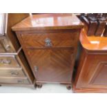 Reproduction mahogany pot cupboard with single drawer over
