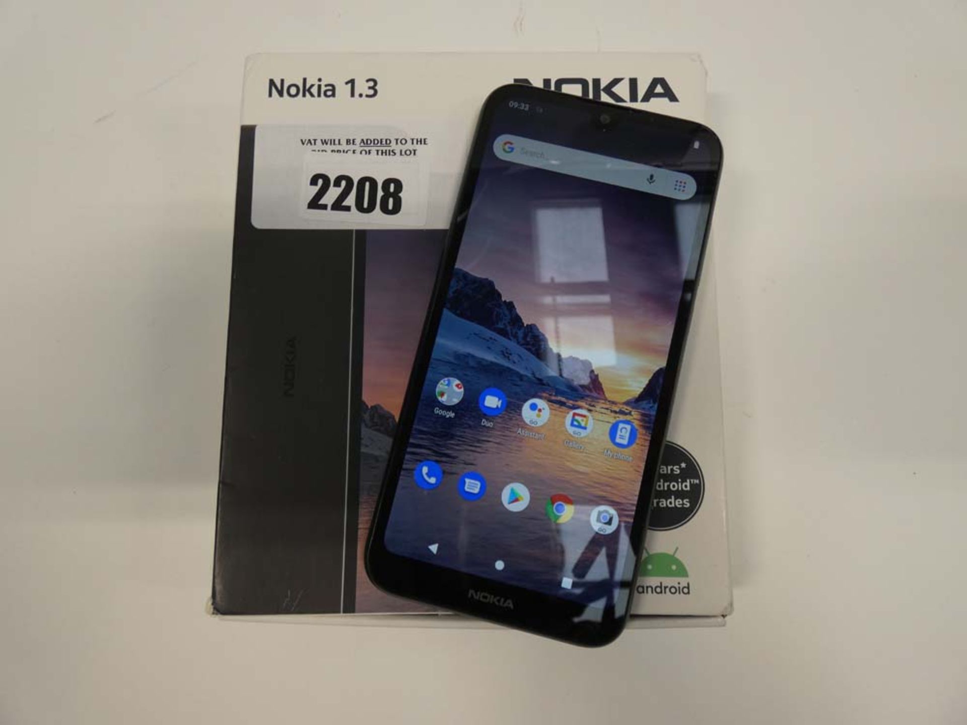 Nolia 1.3 16GB smartphone in box