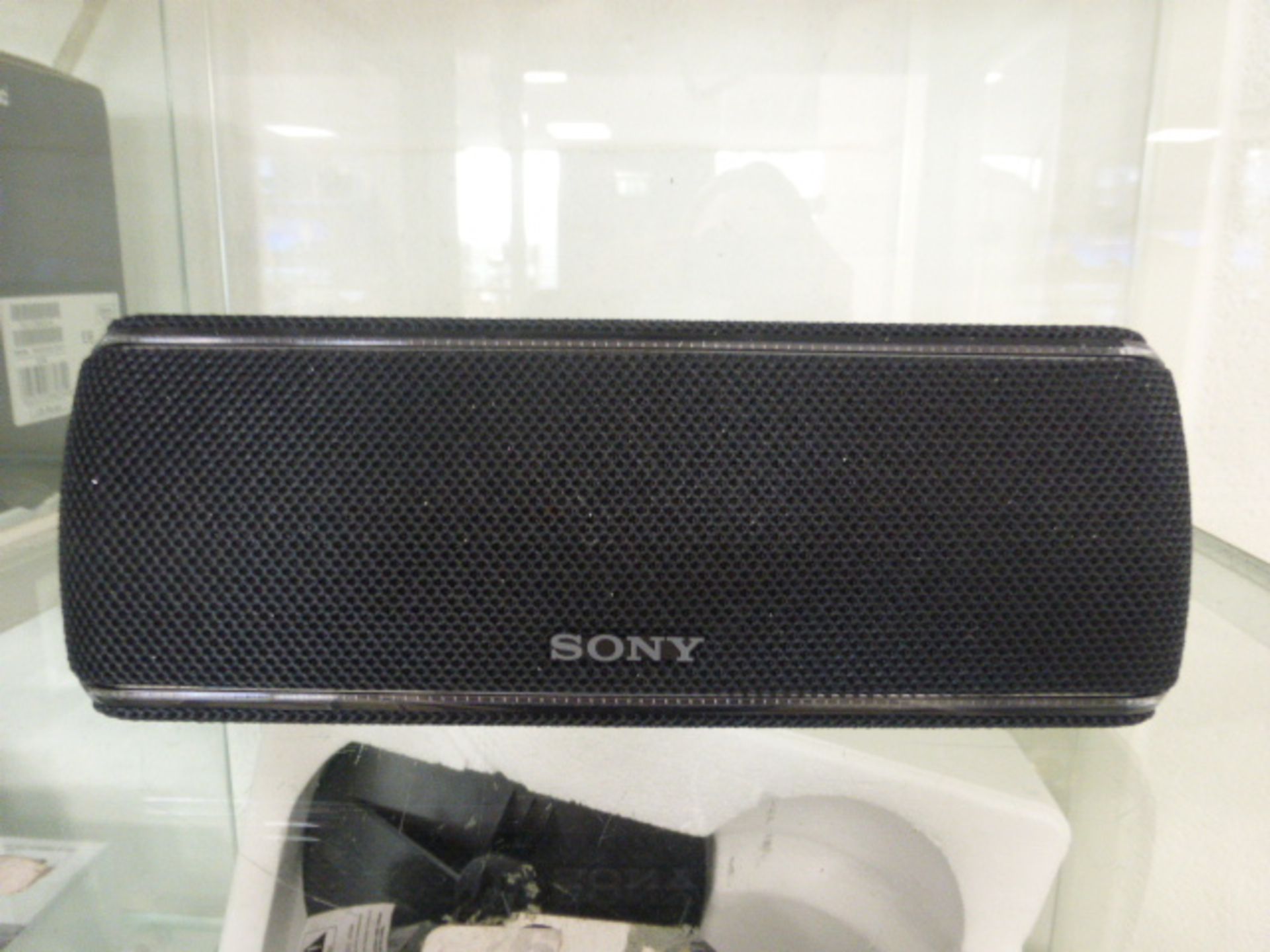 Sony SRS-XB31 Bluetooth speaker with party light