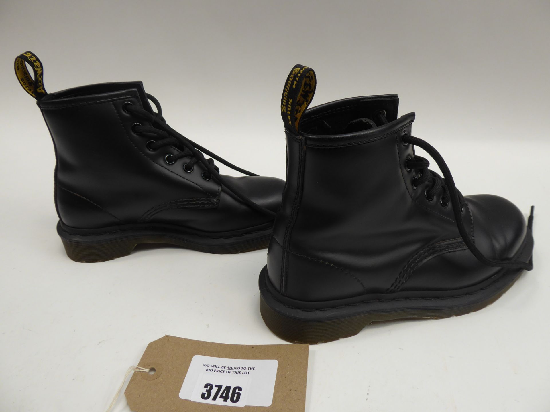 Dr Martens AirWair ankle boots size 3 - Image 2 of 2