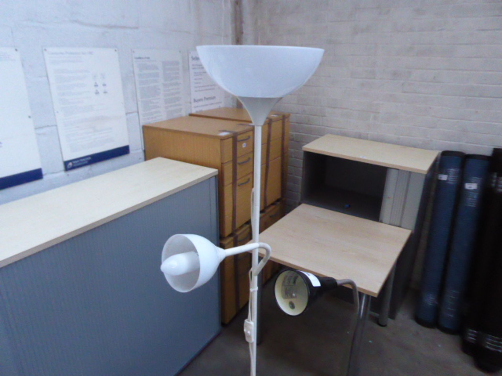 1 white and 1 black standard lamp - Image 2 of 2