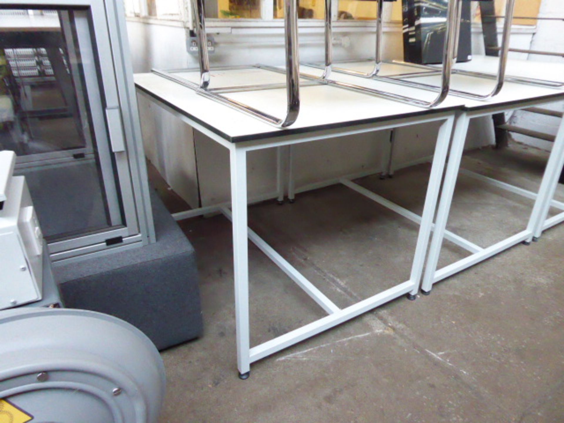 120cm x 90cm white top metal frame table