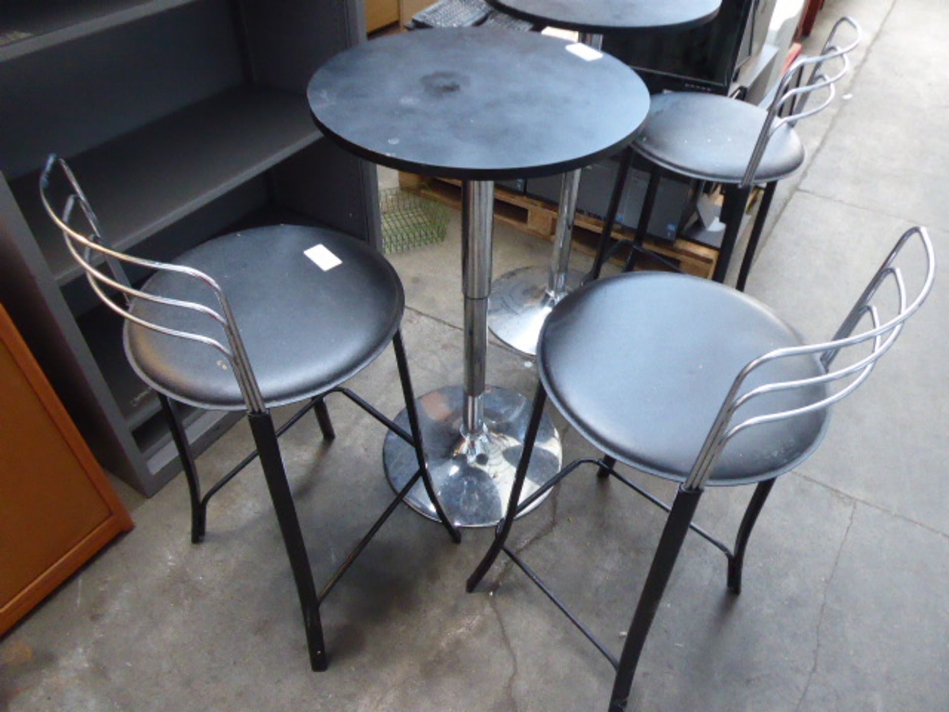 3 bar stools and 2 bar tables - Image 2 of 2