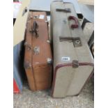 (2146) 2 vintage luggage cases