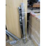 Quantity of curtain poles