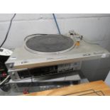 Technics audio equipment incl. turntable, stereo tuner, amplifier and cassette deck