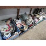 6 crates of mixed ceramics and collectible crockery incl. vases, plates, Denby Green Wheat ceramics,