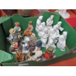Tray of Leonardo Collection figurines and Oriental figures