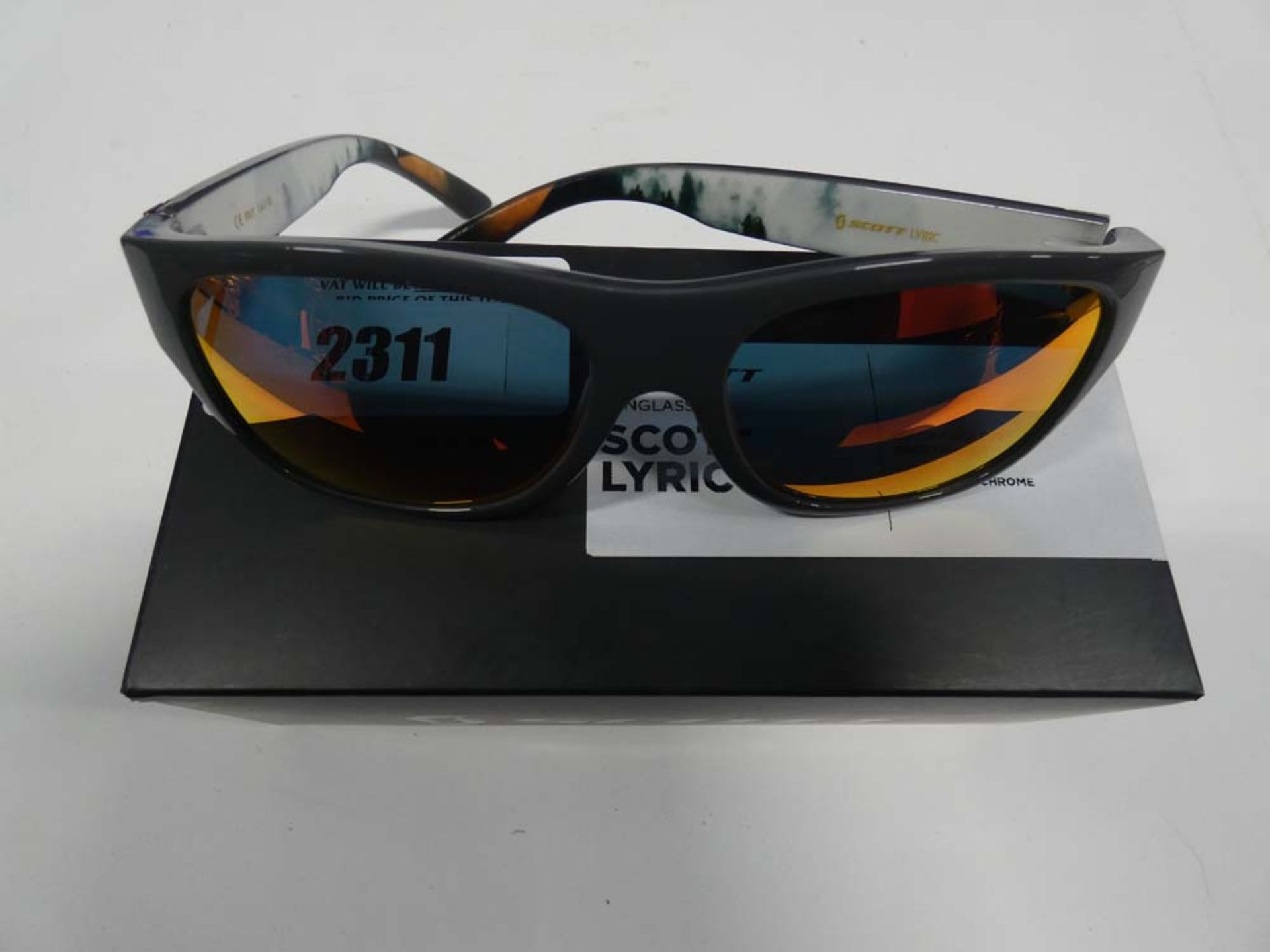 Scott Lyric red/chrome sunglasses in box
