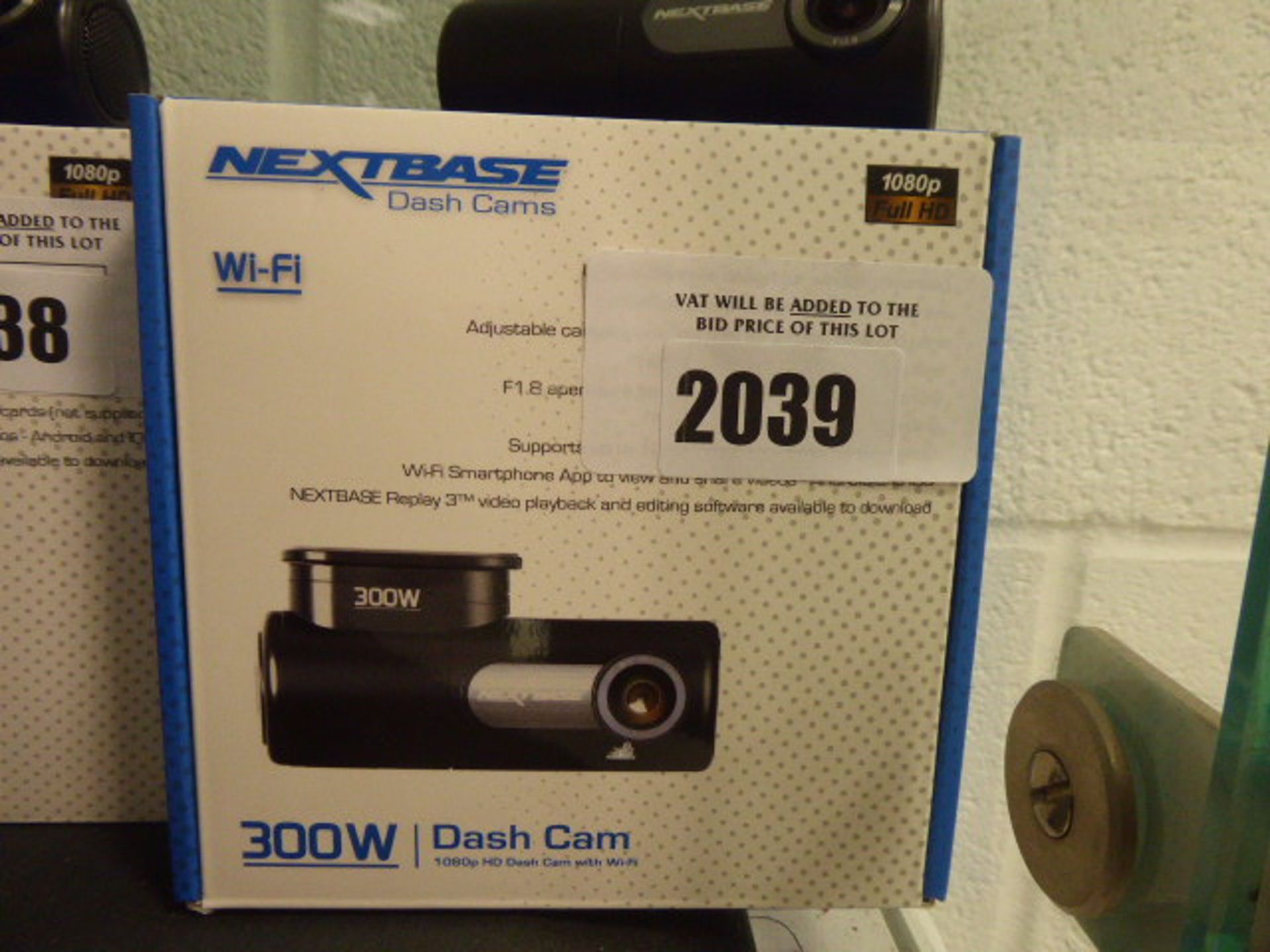 Nextbase wi-fi 300W dashcam with box