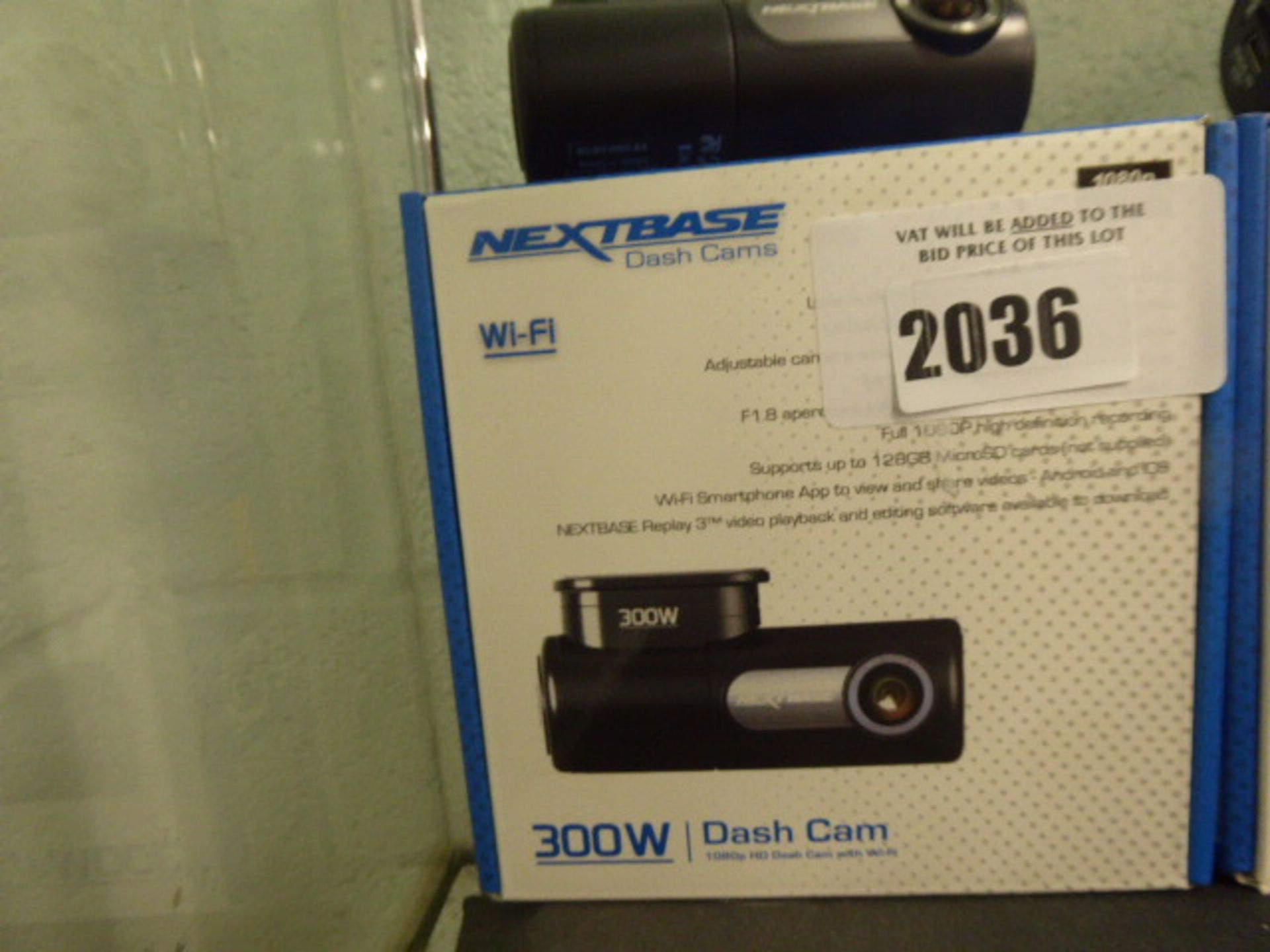 Nextbase wi-fi 300W dashcam with box