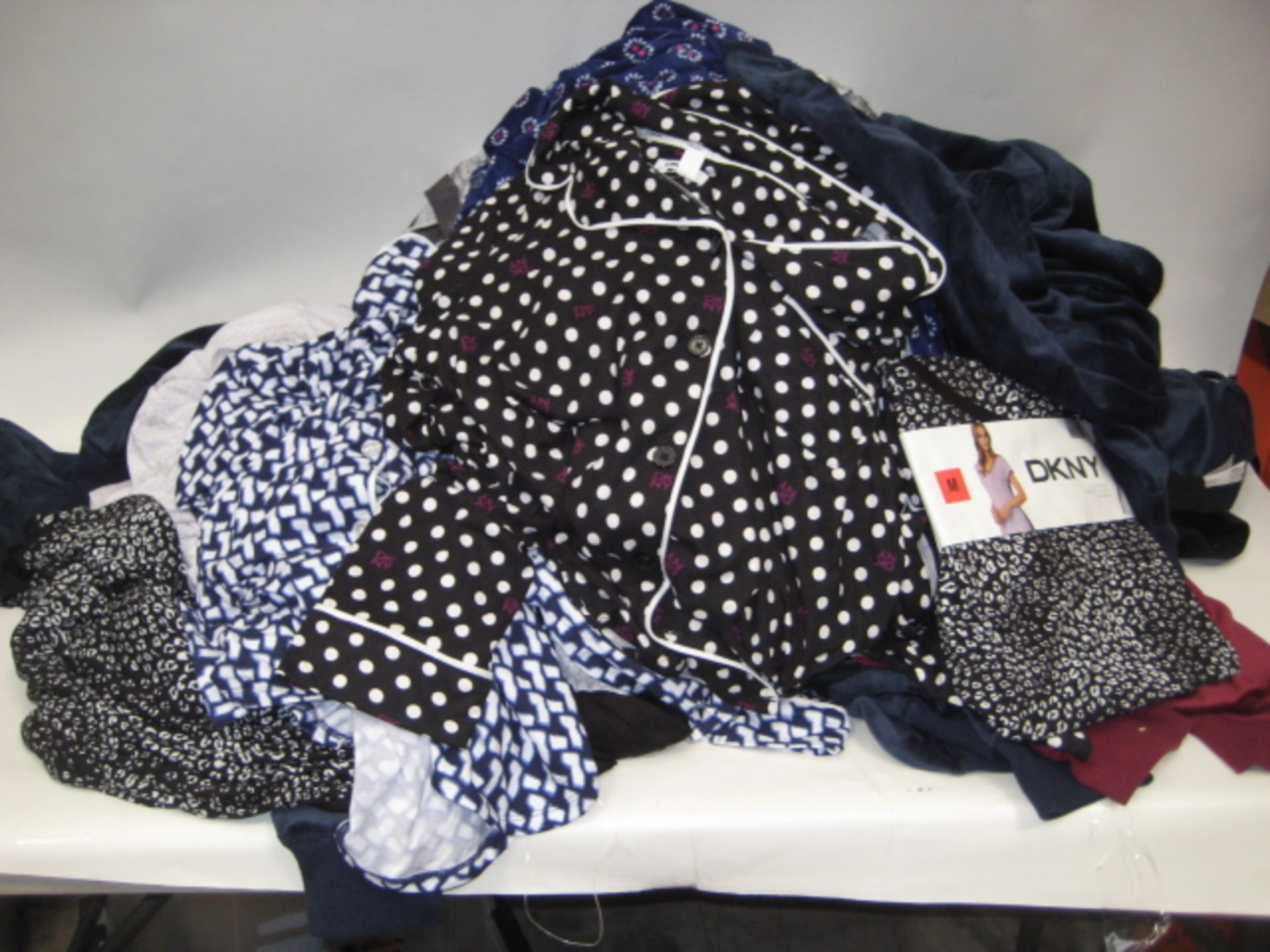 Large bag of ladies lounge wear, Pjs, etc by DKNY, 32 Degree cool, in various colours, polka dot