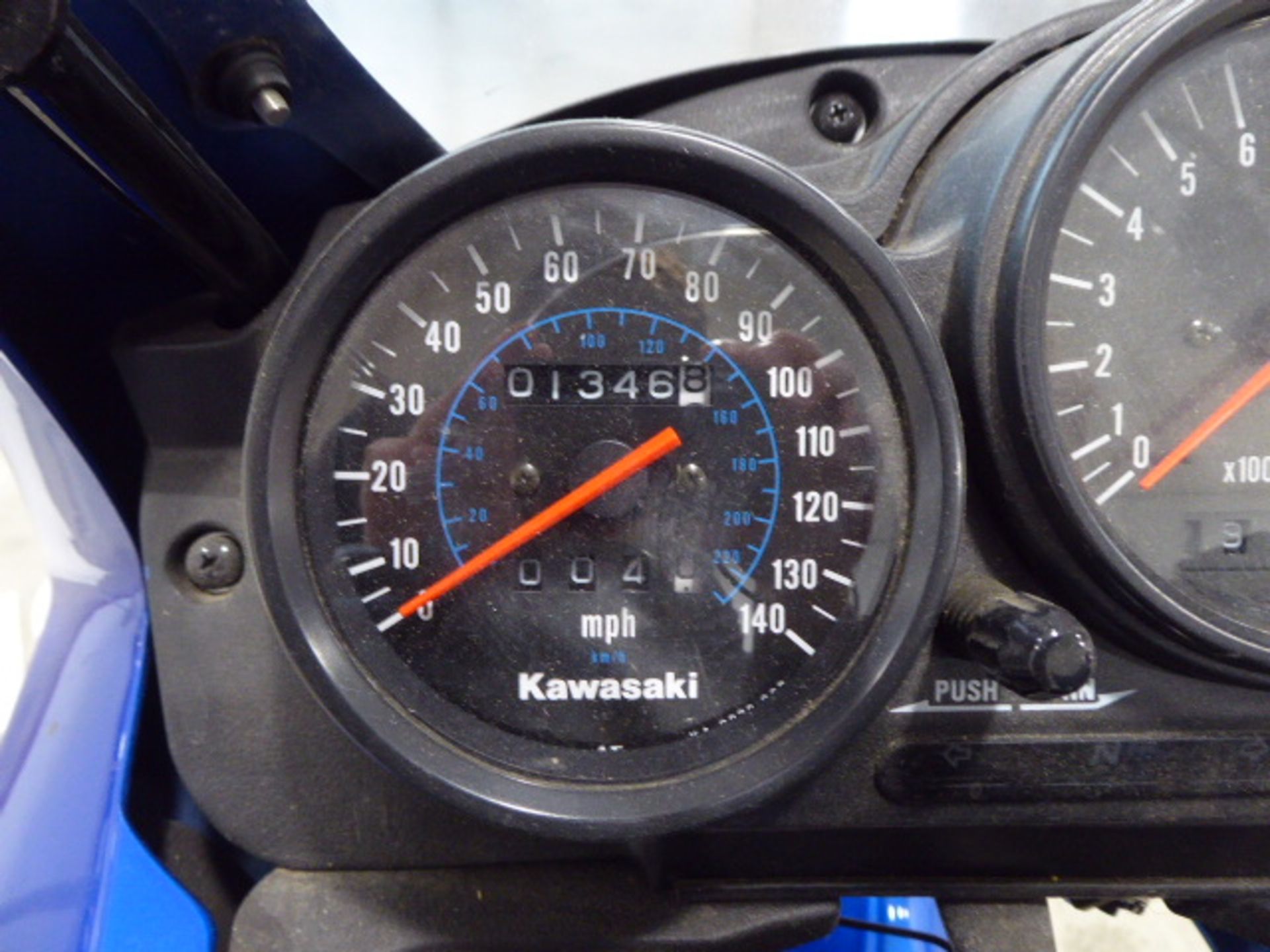 LN51 MKK (2002) Kawasaki GPZ500 Motorcycle, 498cc, petrol, 1344 miles, one owner. The motorcycle has - Image 6 of 7