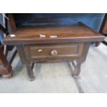 5247 oak lamp table with single drawer