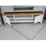 Hampshire White Painted Oak Extra Large TV Unit (19)