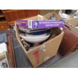 5441 - A box containing jigsaw puzzles, bowls and dishes, plus general glassware and ornaments