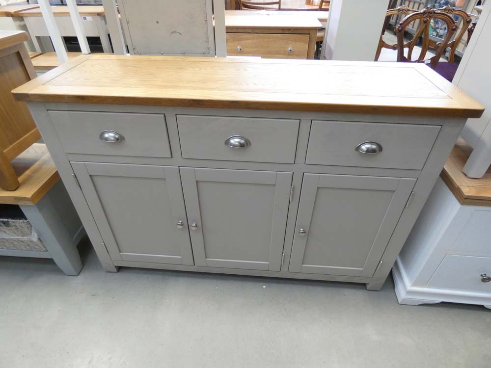 Portland Stone 3 Door Sideboard (44)