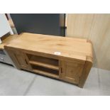 Oslo Oak Large TV Unit (15)