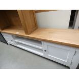 Hampshire White Painted Oak Extra Large TV Unit (25)