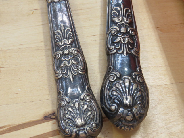 466 (2045RR) - A pair of early 20th century silver plated fish servers of typical form (2) - Image 2 of 3