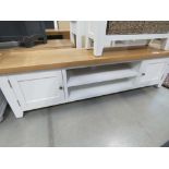 Hampshire White Painted Oak Extra Large TV Unit (40)