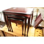 Nest of 3 cherry effect coffee tables