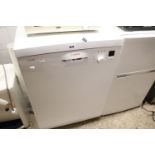 (2674) Bosch Classixx dish washer