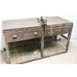 (2212) Vintage work bench with bench mounted steel vice