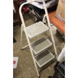 3 step stepladder