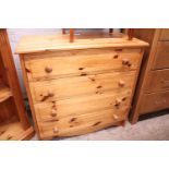 Modern pine chest of 4 drawers