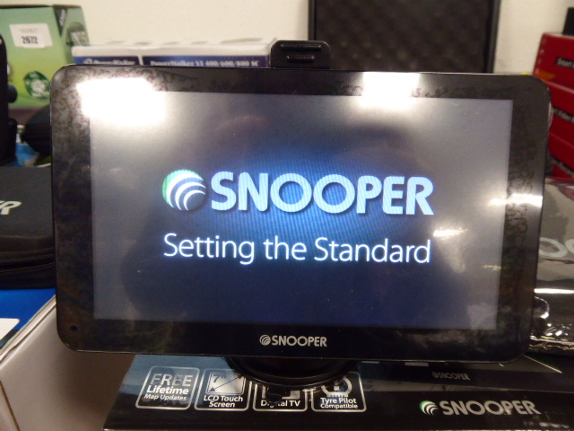 Snooper truckmate S8110 sat nav system with box - Image 3 of 3