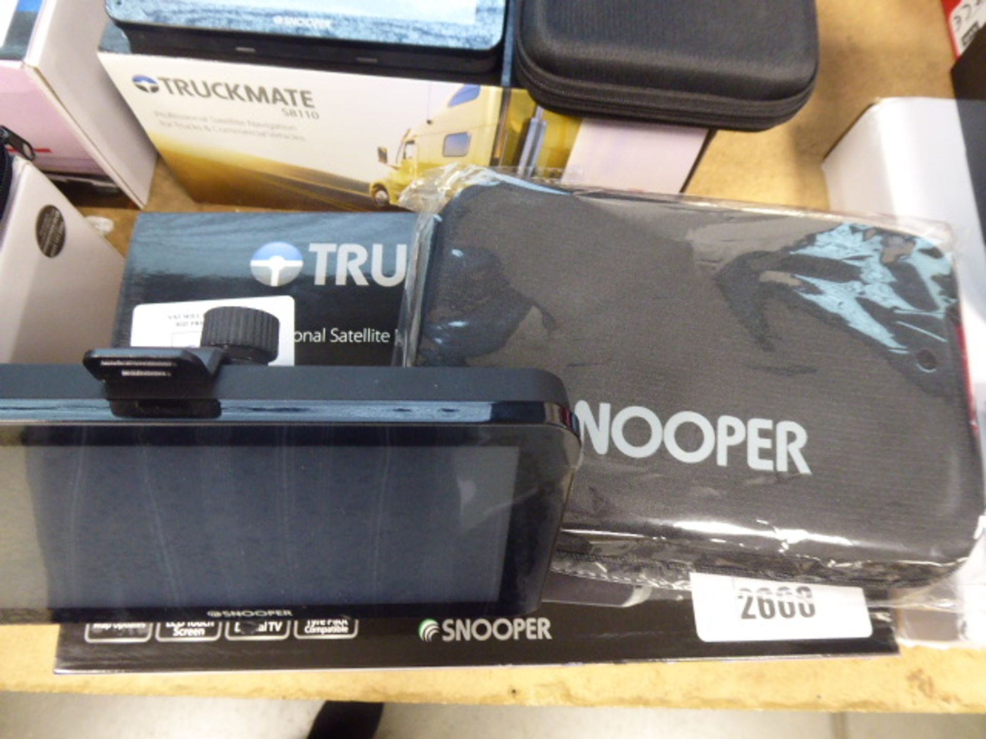 Snooper truckmate S8110 sat nav system with box - Image 2 of 3