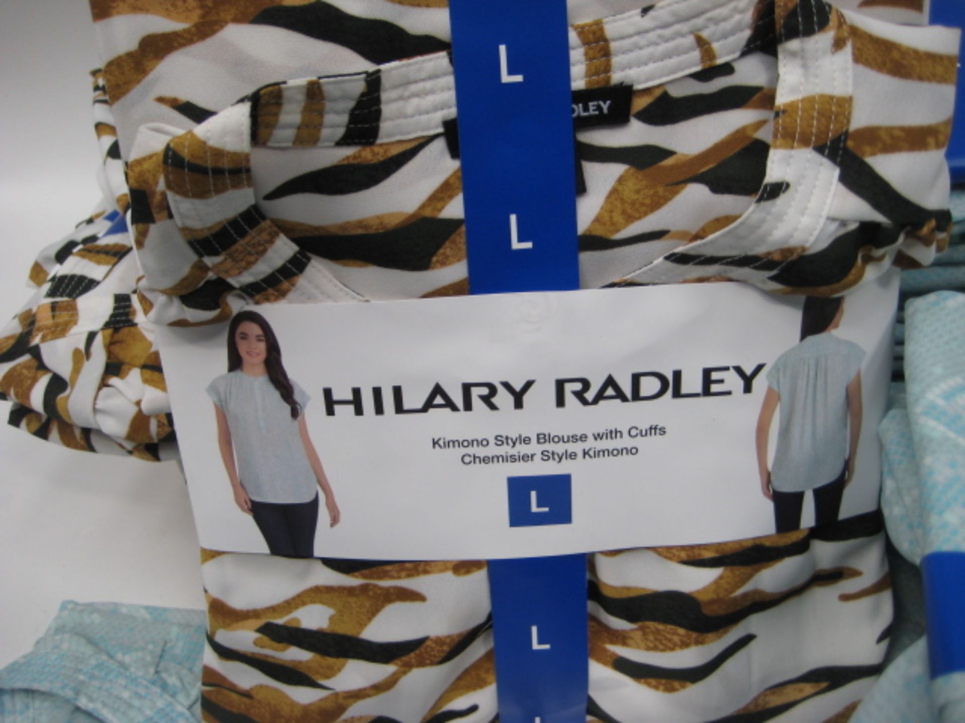 Box containing 17 Hilary Radley kimono style blouses in a camouflage pattern finish together with 65 - Image 3 of 3