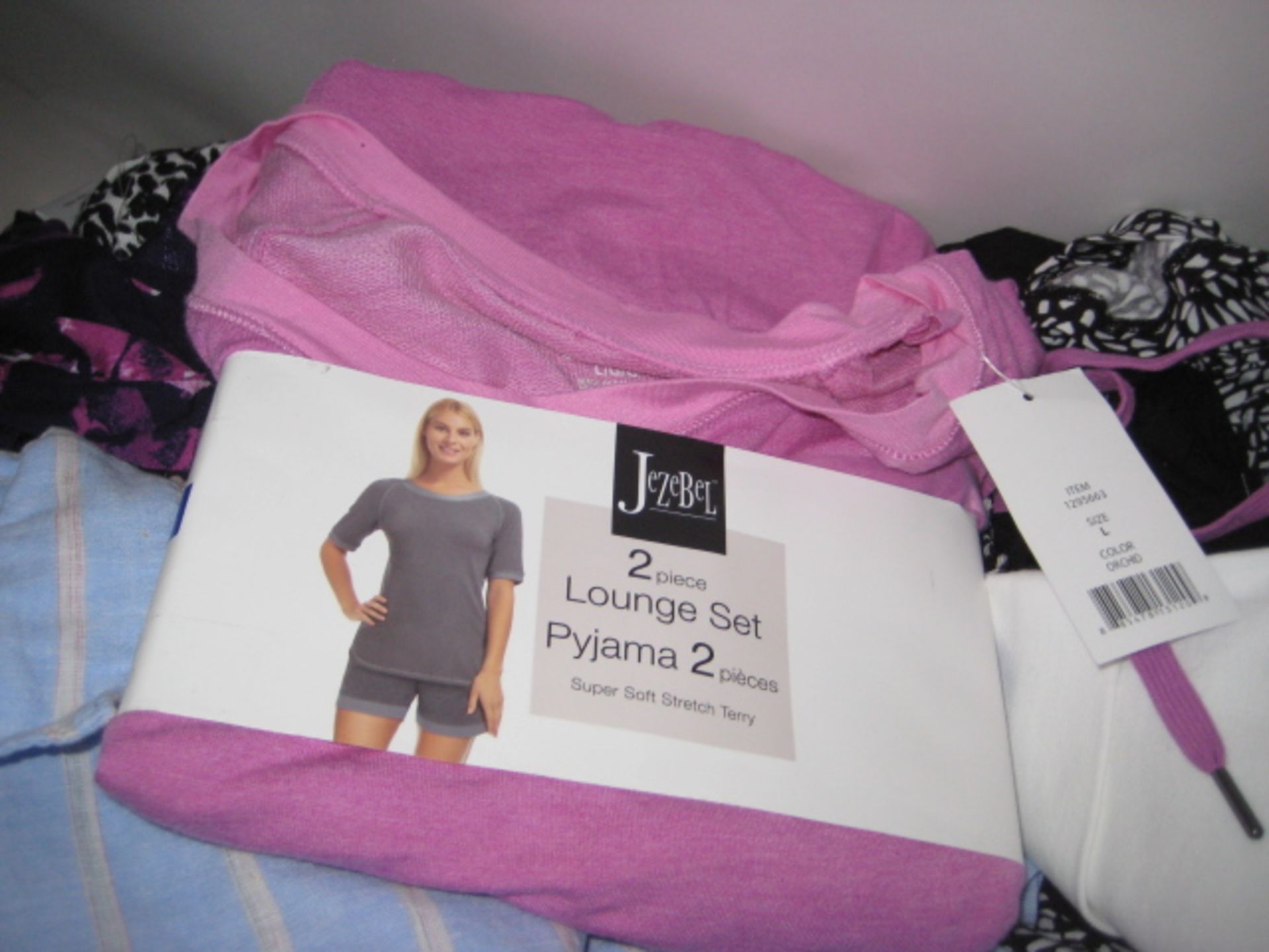 Box of ladies clothing to include trousers, Hillary Radley, Jacks Blouses, DKNY lounge wear, DKNY - Image 4 of 6