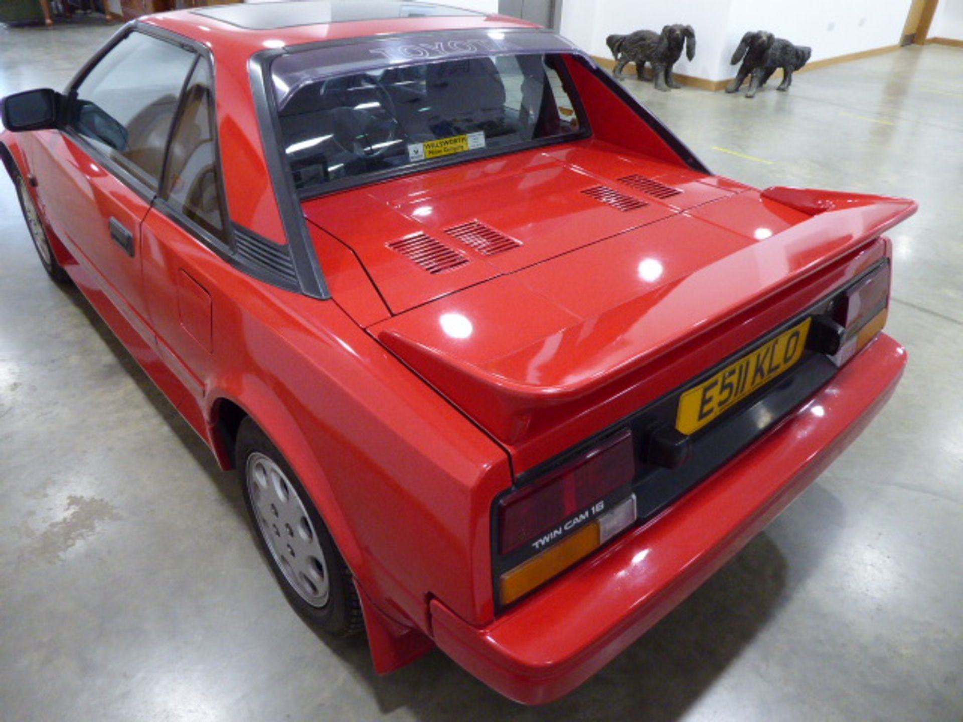 E511 KLO (1988) Toyota MR2, 2 door Sports, 1587cc, petrol, 5 speed manual, 145'881 miles, first reg. - Image 4 of 8