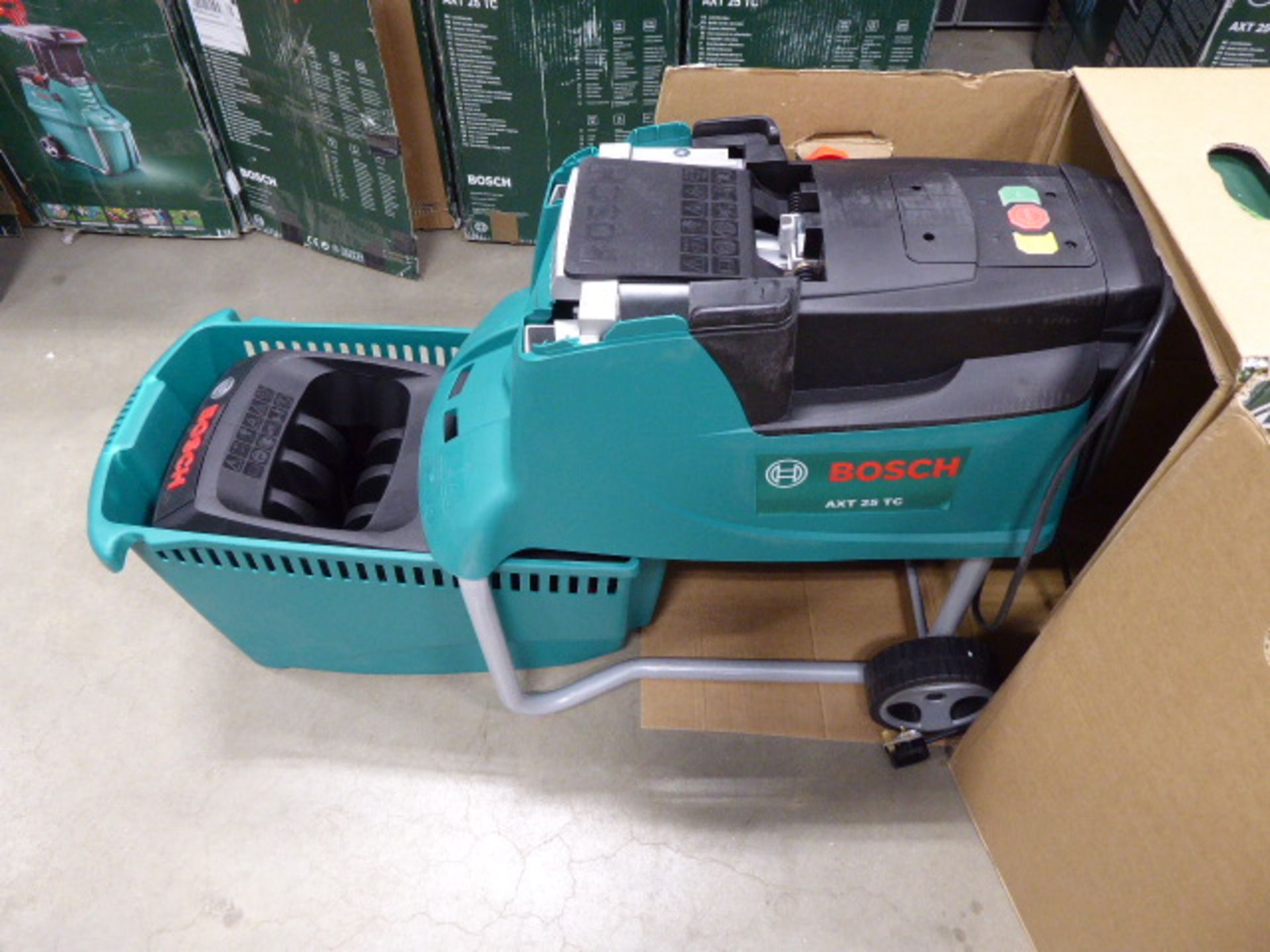 Bosch boxed AFT 25D electric garden shredder