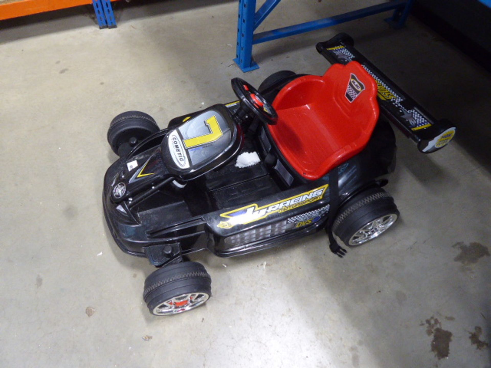 Cometic electric 4 wheel childs racing car (no charger)