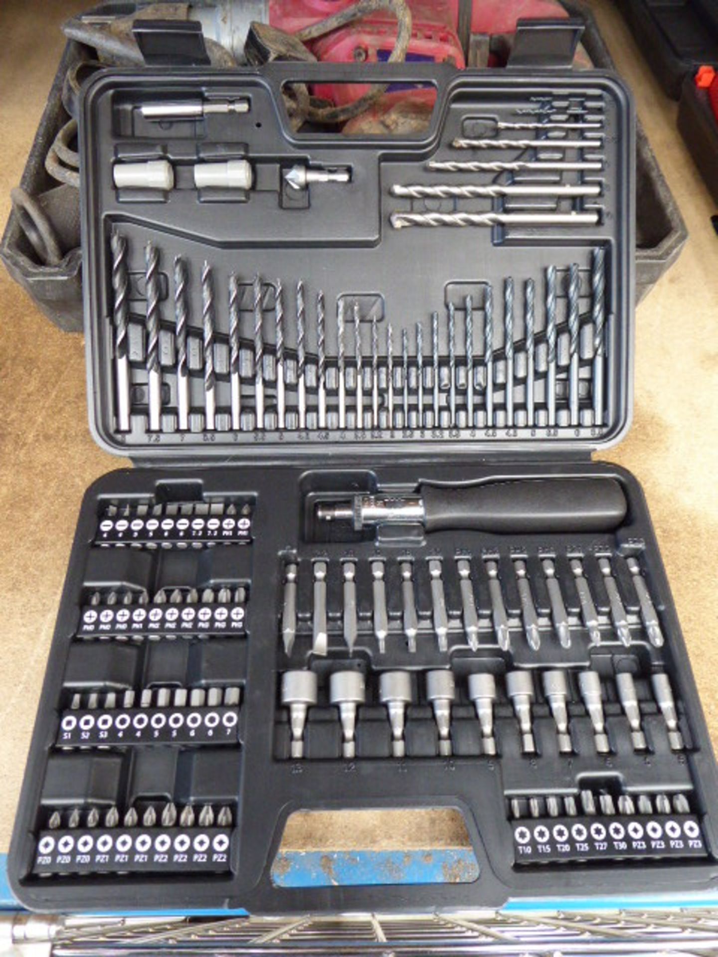 DeWalt drill bit set - Image 2 of 2