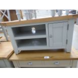 Hampshire Grey Painted Oak Small TV Unit (47)