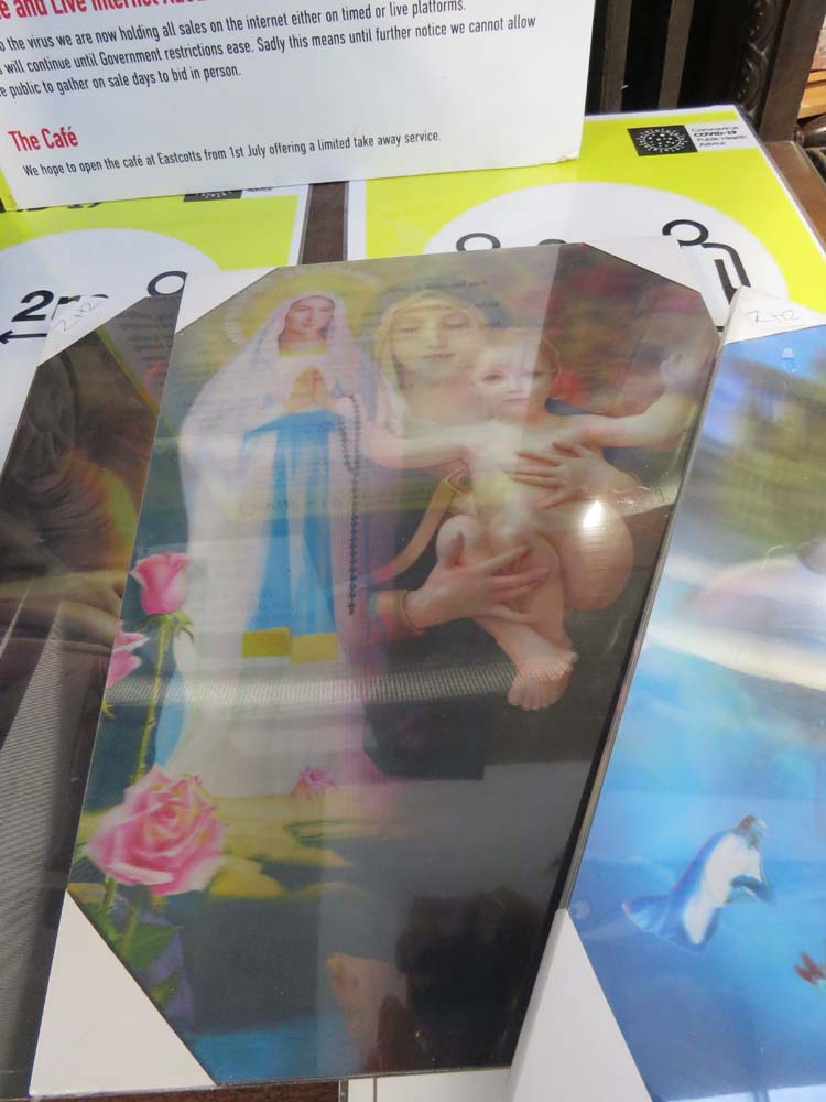 5269 3 holographic religious prints - Bild 3 aus 4