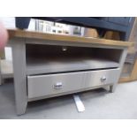 5127 Chester Grey Painted Oak Small TV Unit (20)