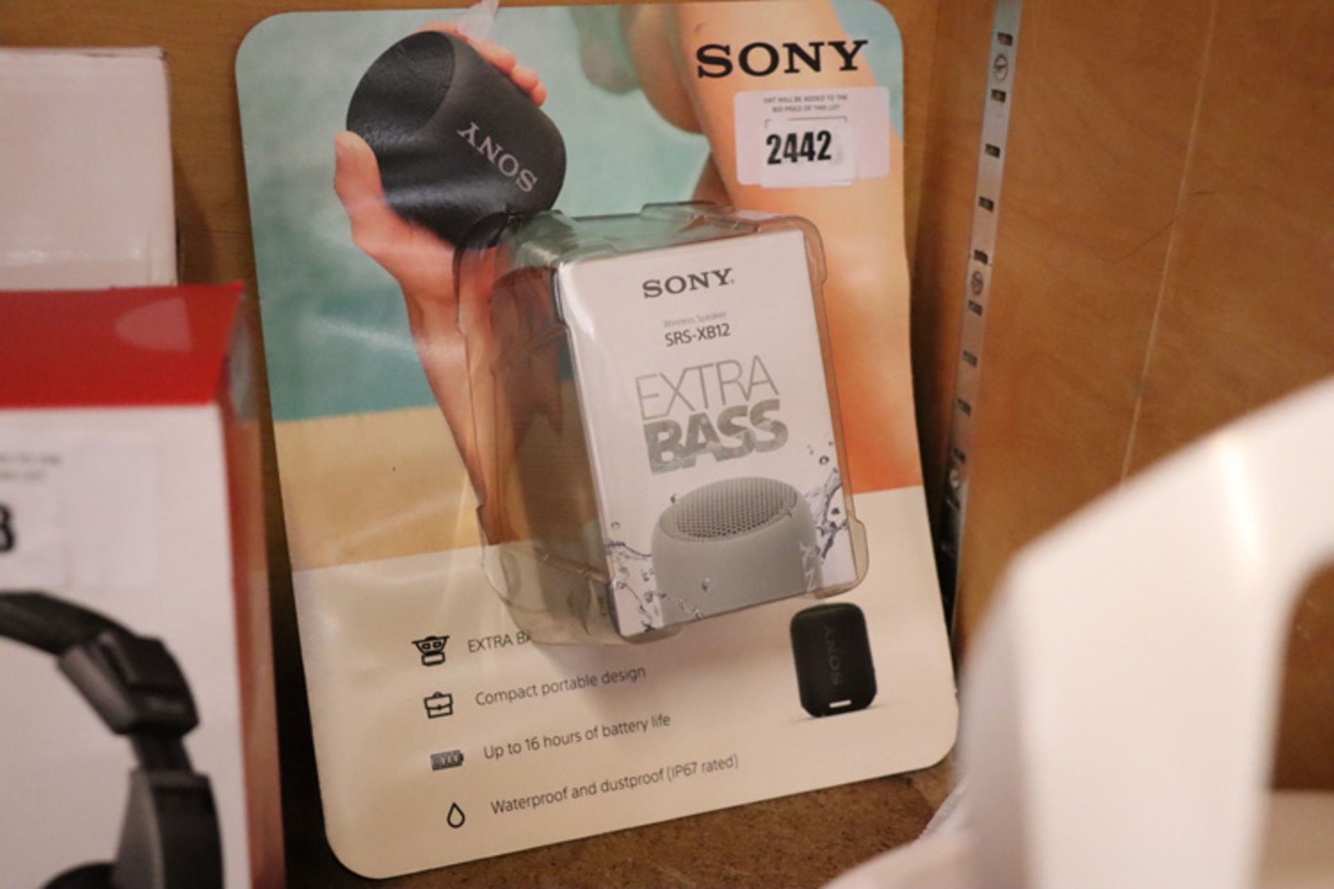 (2555) Sony Extra Bass bluetooth speaker
