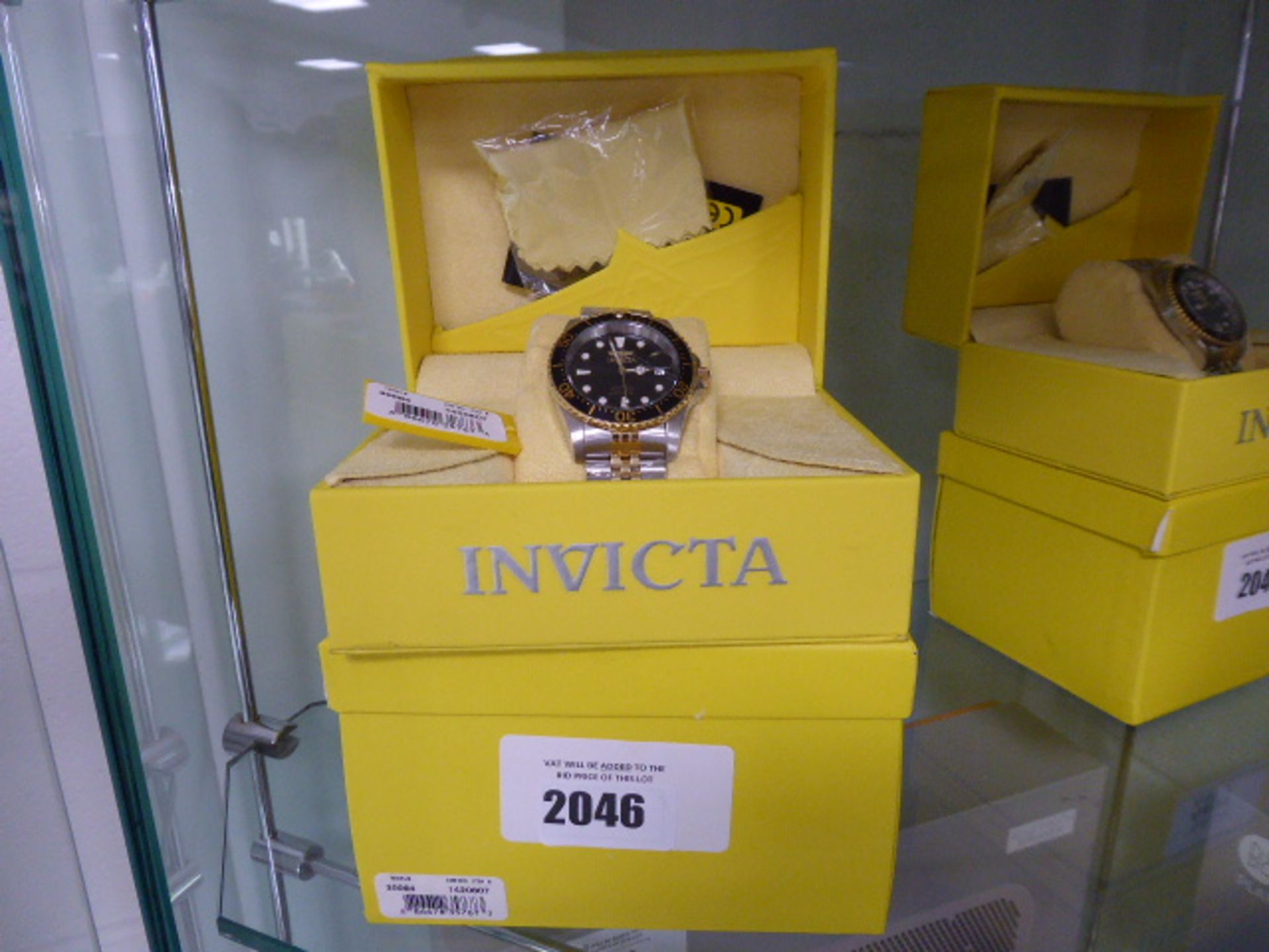 Gents Invicta stainless steep strap automatic wristwatch with box - Image 2 of 2
