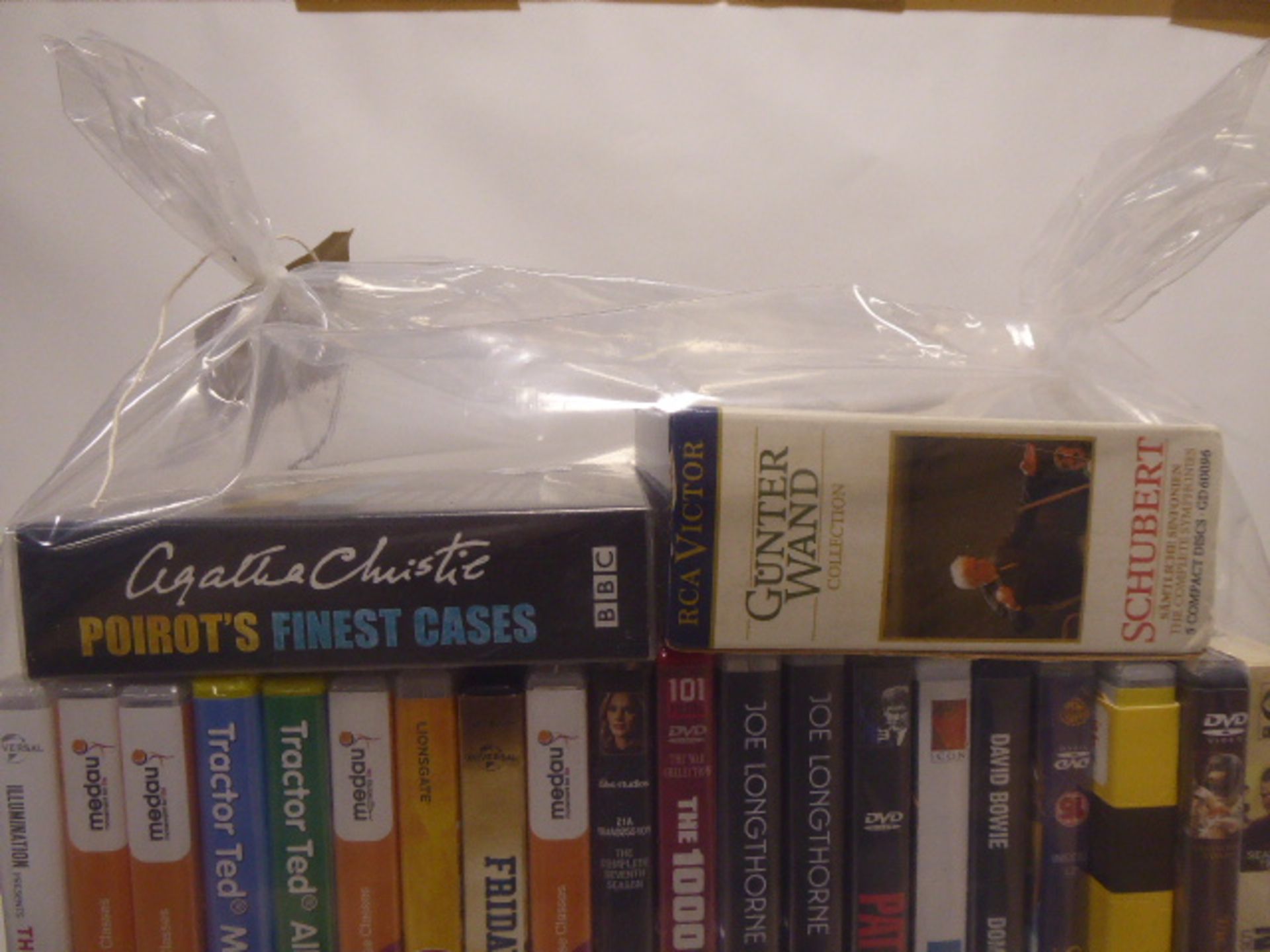 Bag containing quantity of various DVD films/boxsets - Image 4 of 4