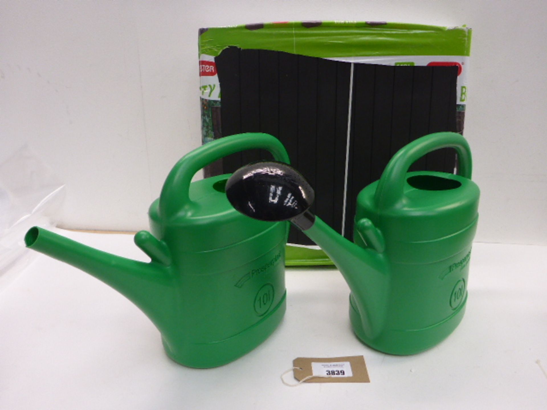 2 x 10L watering cans and City garden storage box