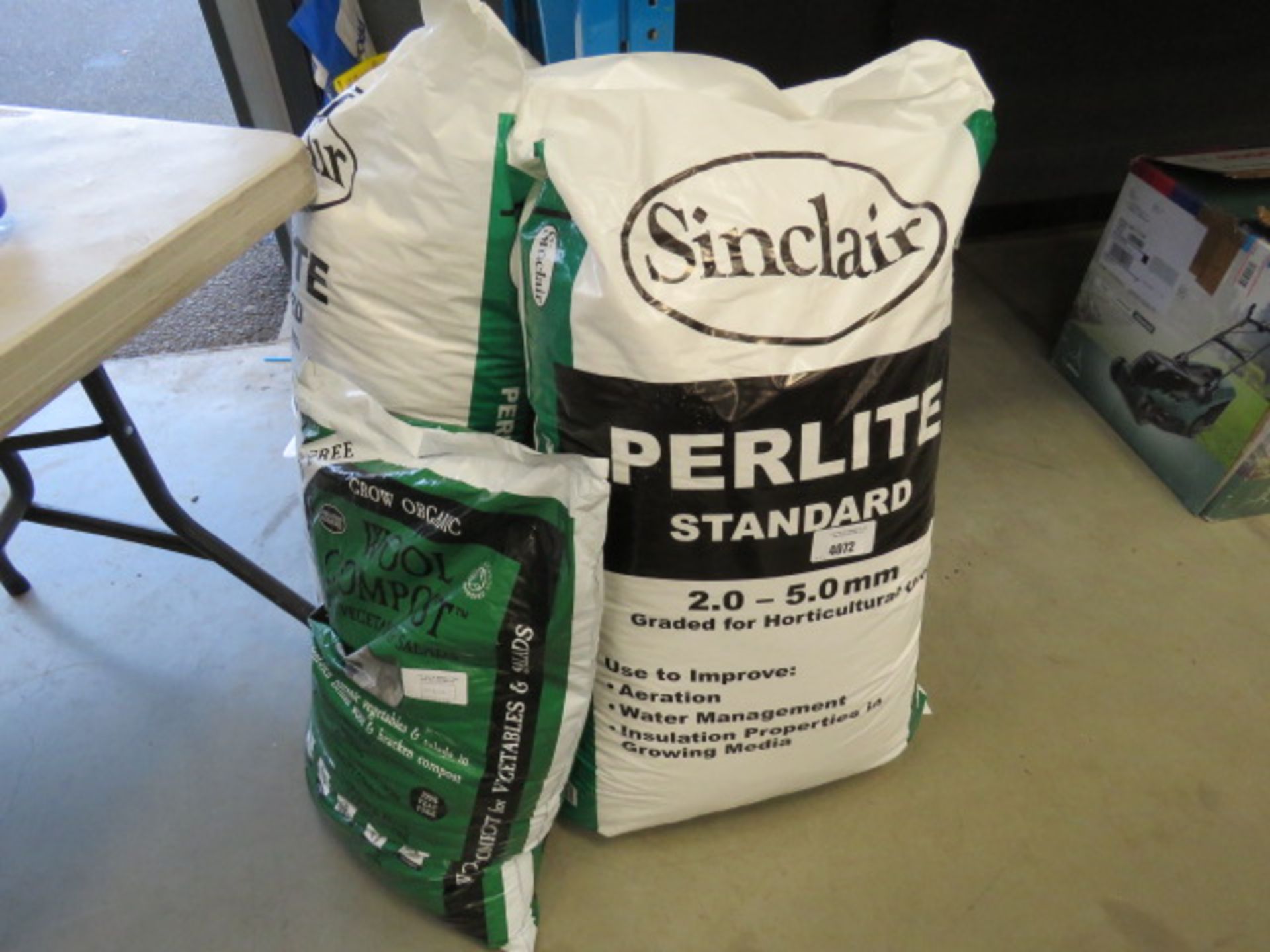 2 bags of Perlite horticultural sand