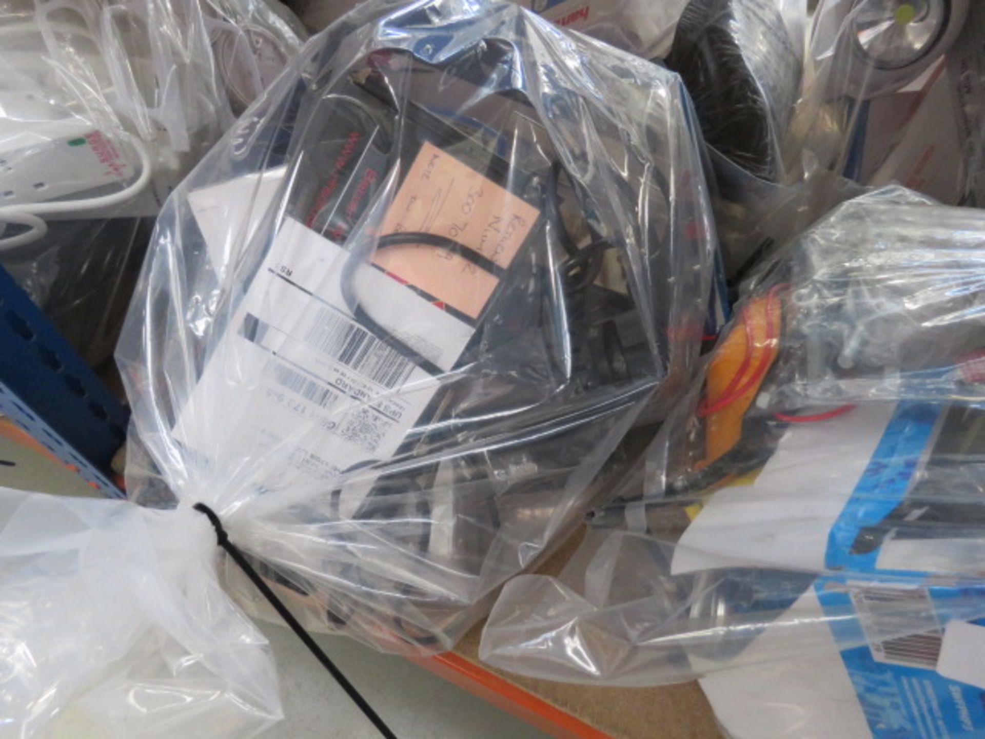 2 bags containing door piston pump, soldering stations, air compressors, cables, extension leads, - Image 3 of 3