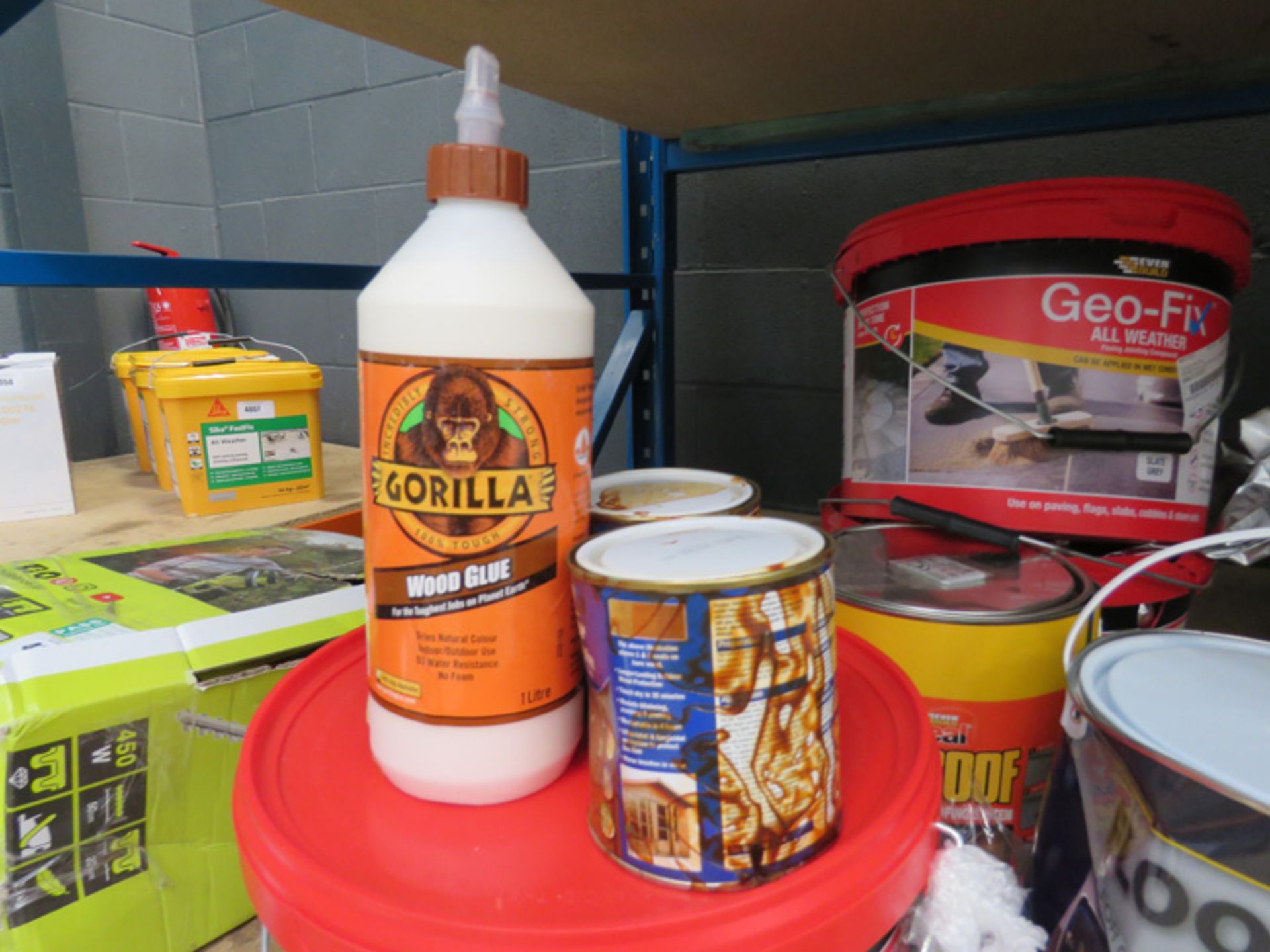 3 tubs of GeoFix jointing compound, Gorilla glue, floor paint and some liquid roof - Image 4 of 4